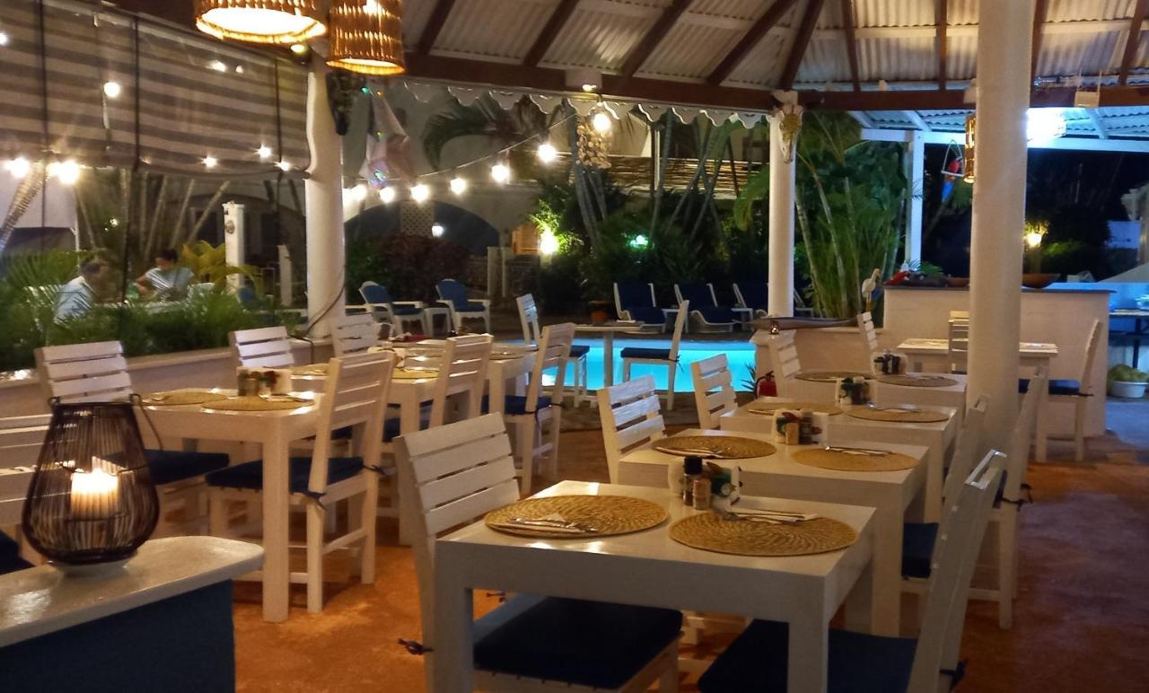 Le Bdm Playita Hotel Las Galeras Exterior photo
