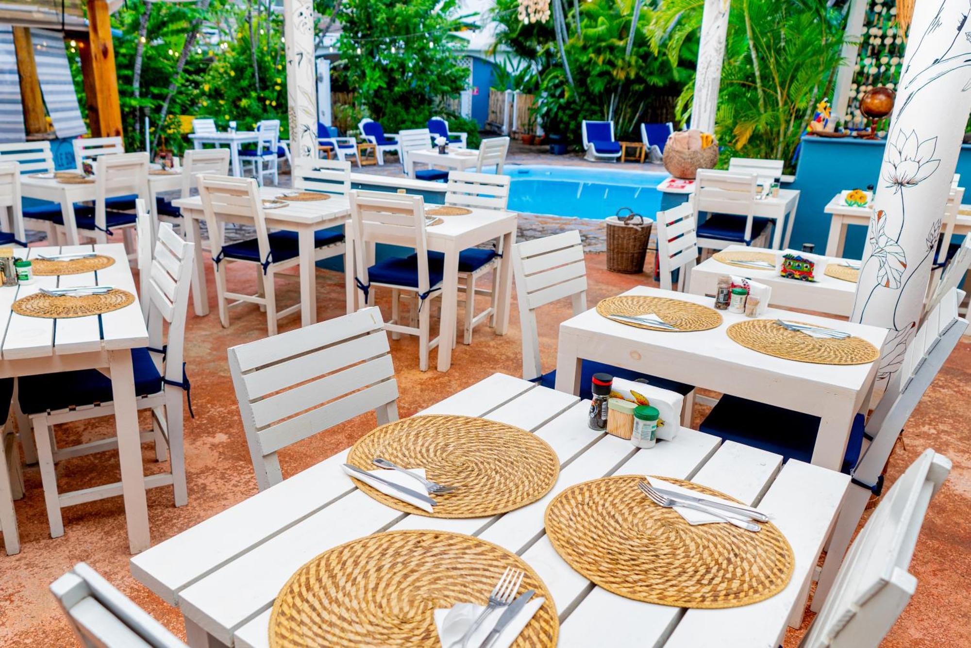Le Bdm Playita Hotel Las Galeras Exterior photo